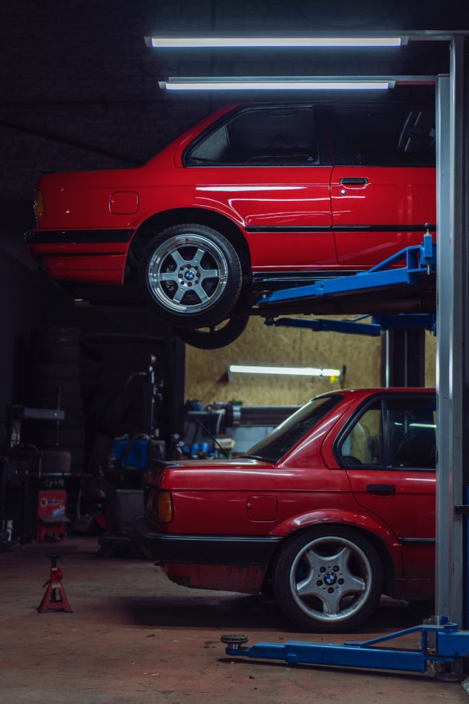 Independent Auto Repair Shops Franchise Auto Repair Shops Auto Body Shops Auto Paint Shops Auto Glass Shops Transmission Repair Shops Muffler Shops Tire Shops Oil Change Stations Mobile Mechanics Auto Detailing Shops Vehicle Inspection Stations Towing Companies Auto Parts Stores Auto Repair Shop Insurance Auto Repair Shops